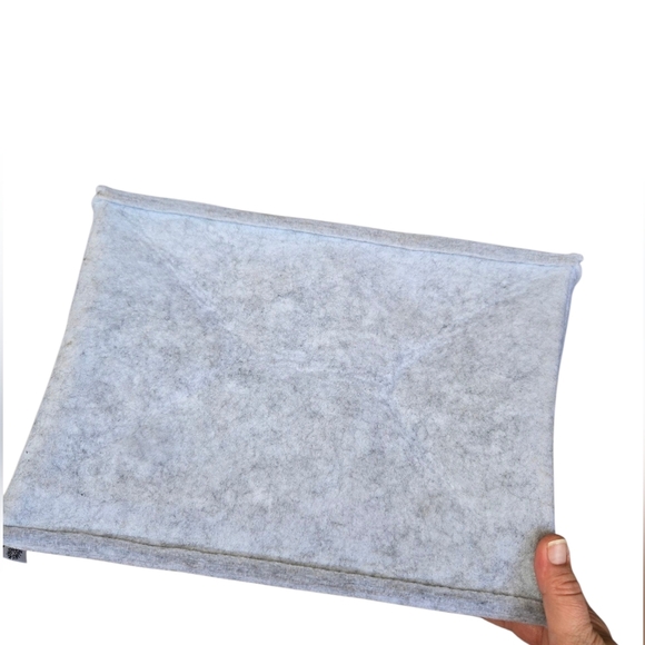 Gray Felt Tote Organizer - Picture 4 of 8